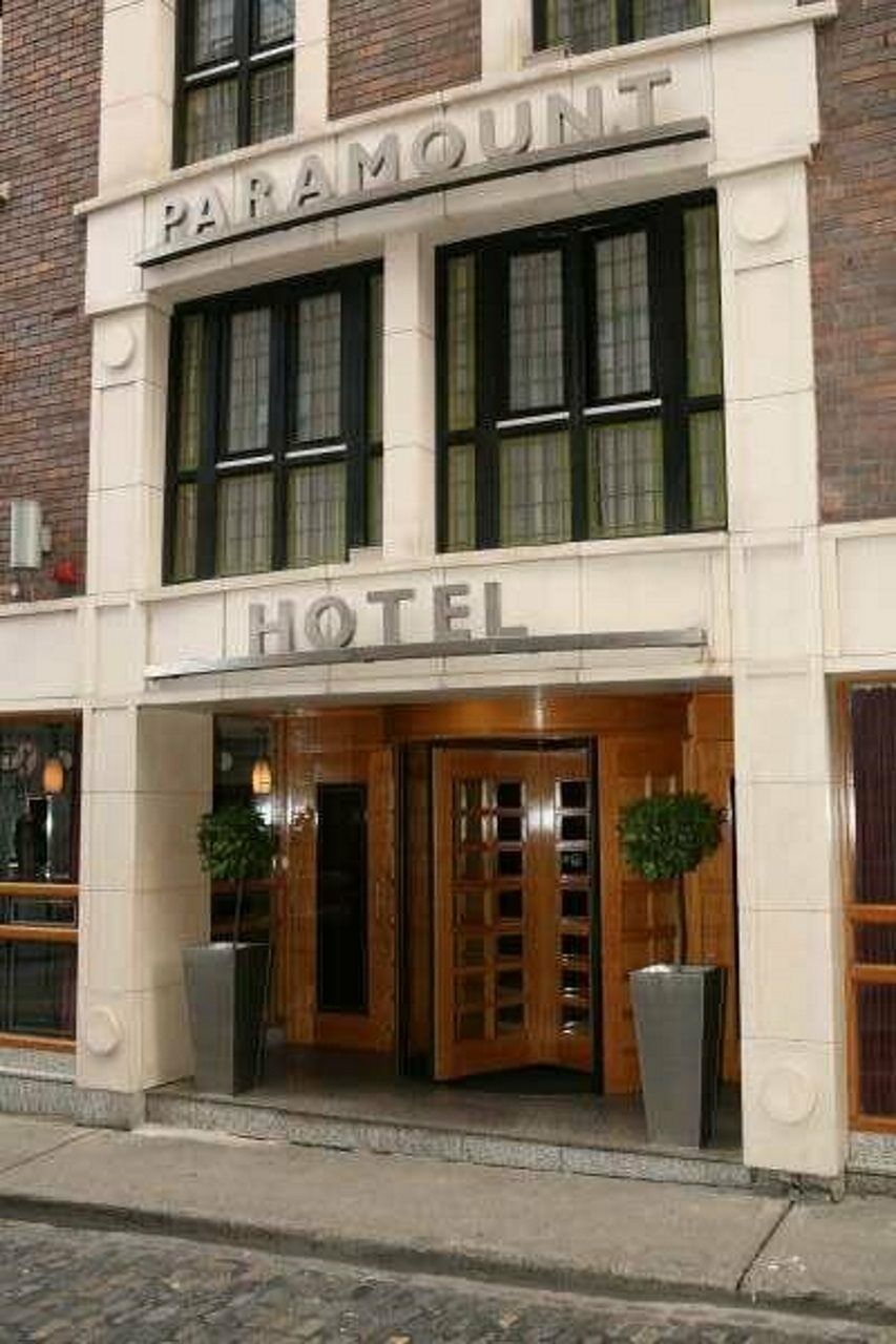 Paramount Hotel 3*