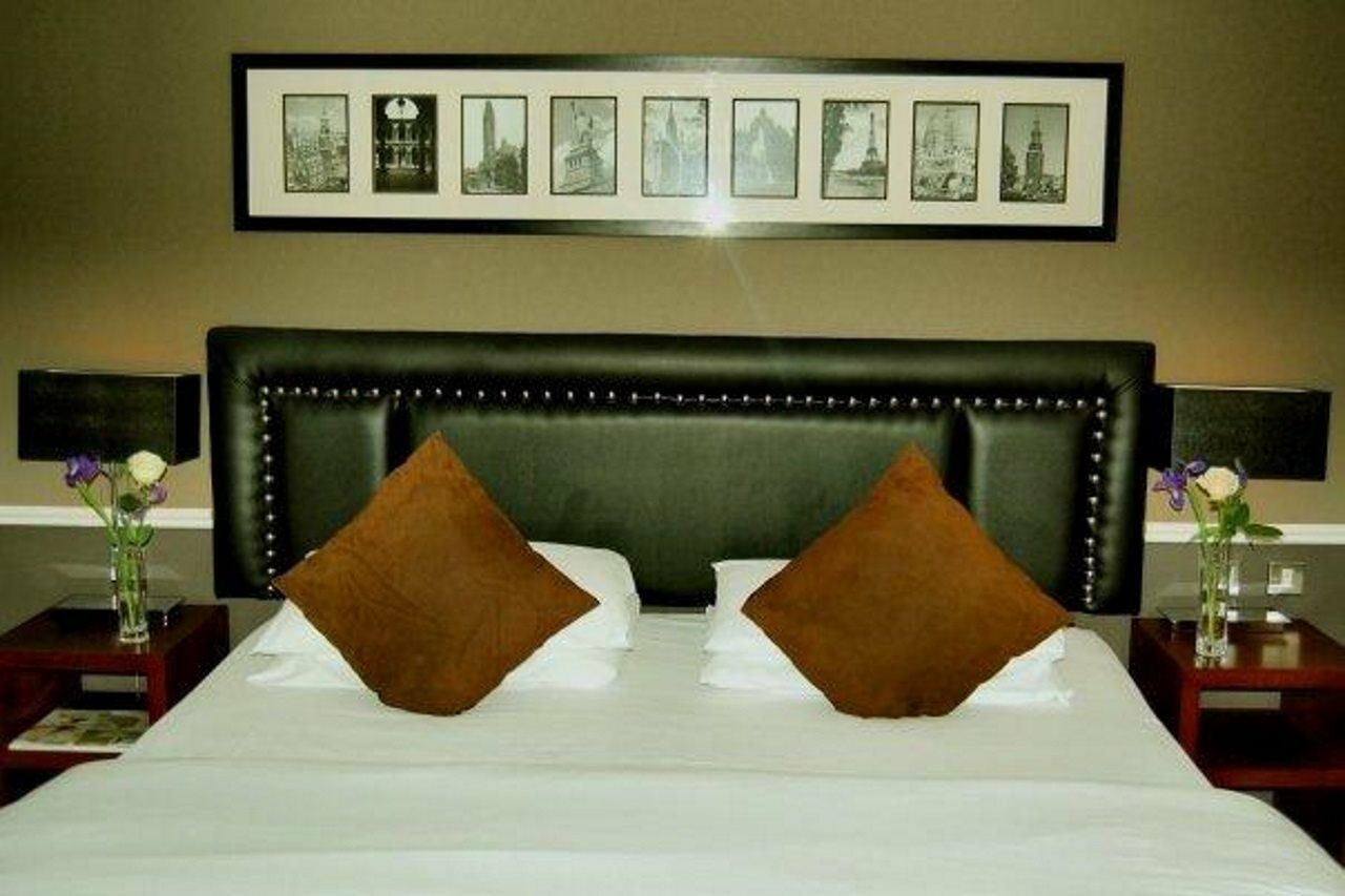 Hotel Paramount