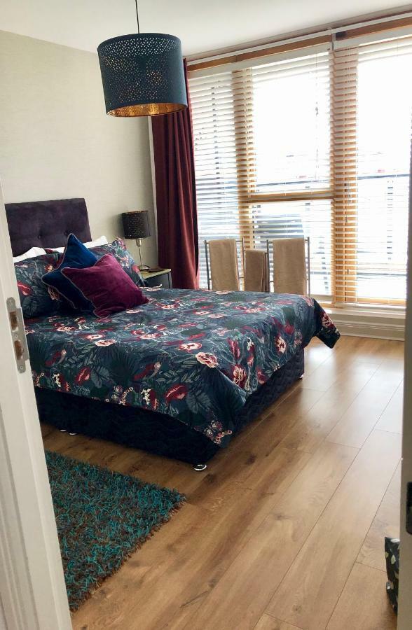 Deluxe Double In Modern Close To Rds & Centre * Dublin