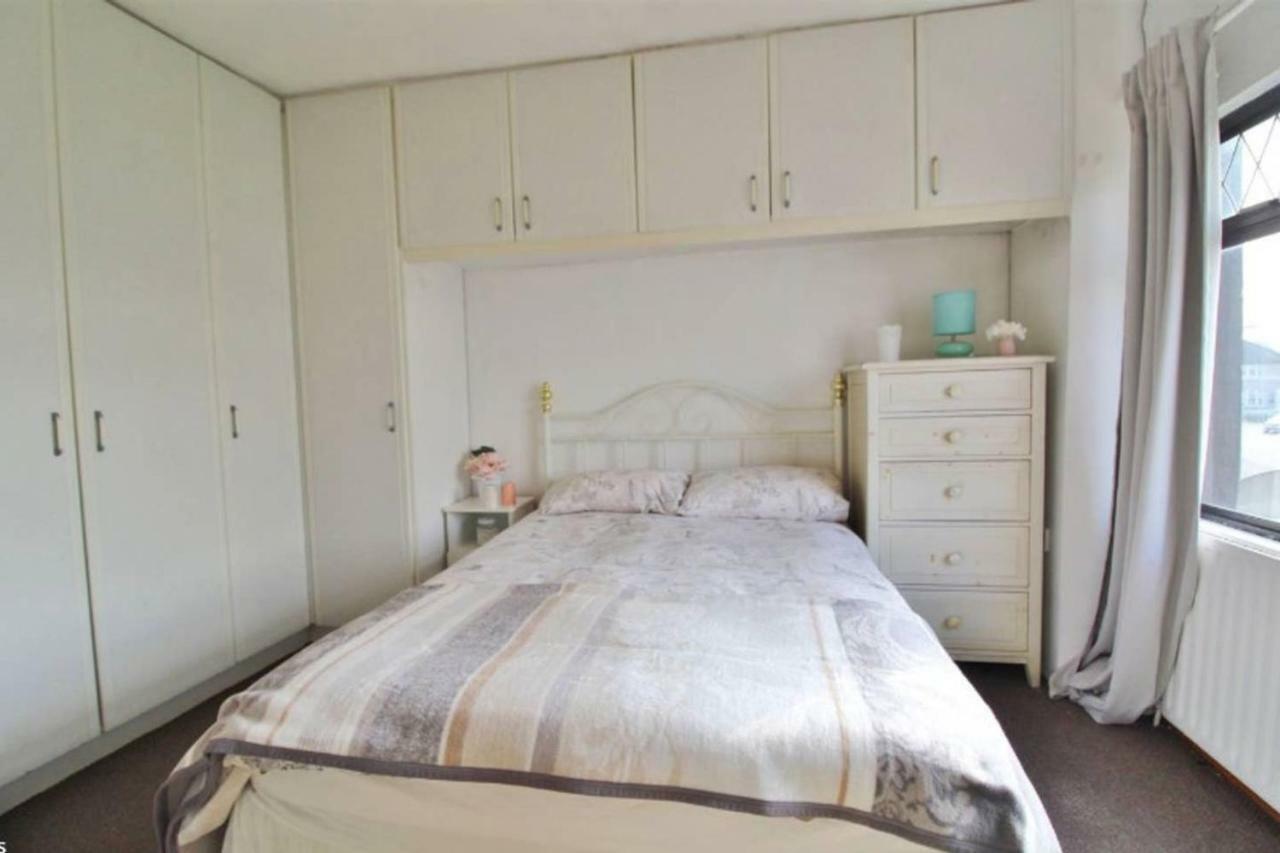 3 Bedroom Family In Residential Area Near Centre Dublin