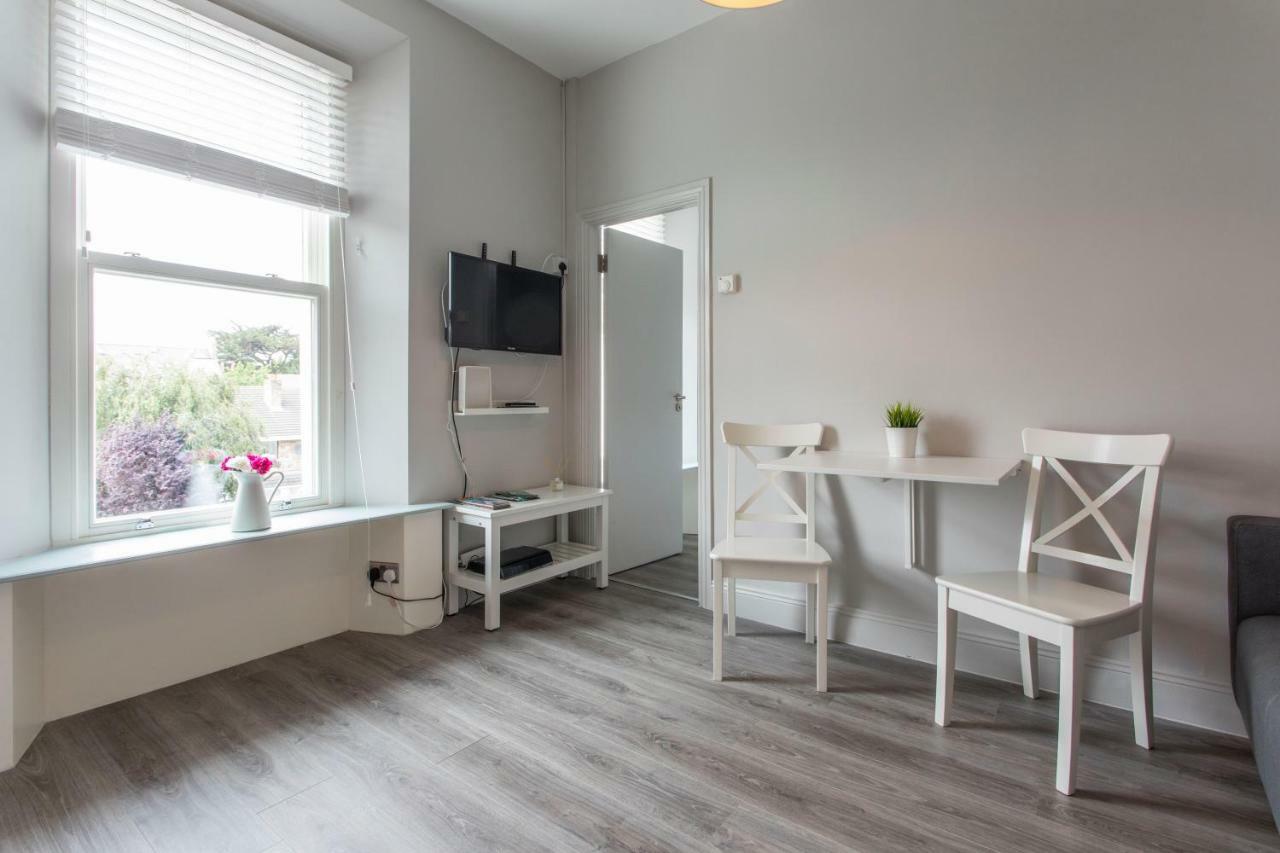 D-6 Apartment *
