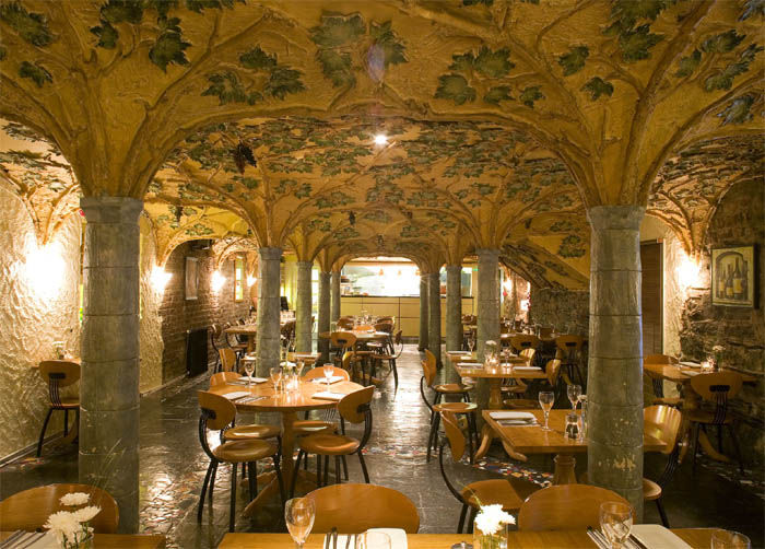 Isaacs Hotel 3*