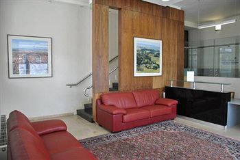 Apartment Baggotrath House Apartments, Newbridge Ave, 4