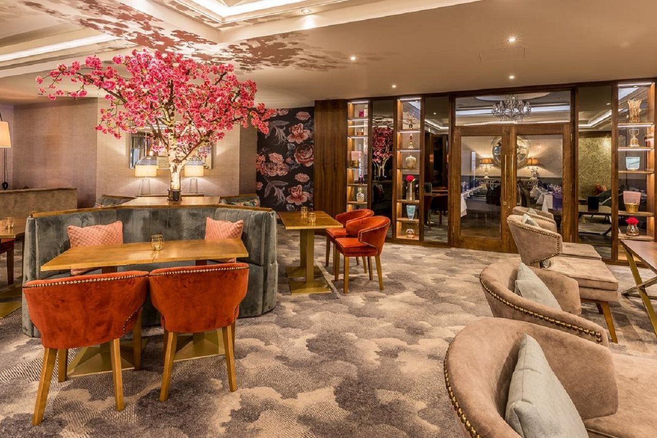 Hotel Skylon 4*
