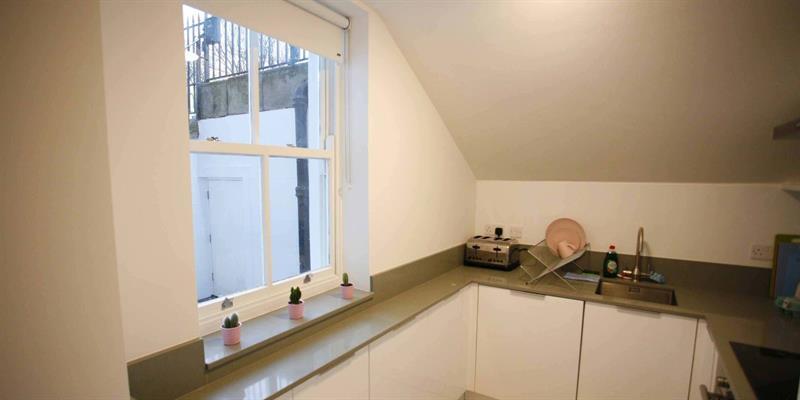 Short Let Direct - Mountjoy Square D1 Apartment