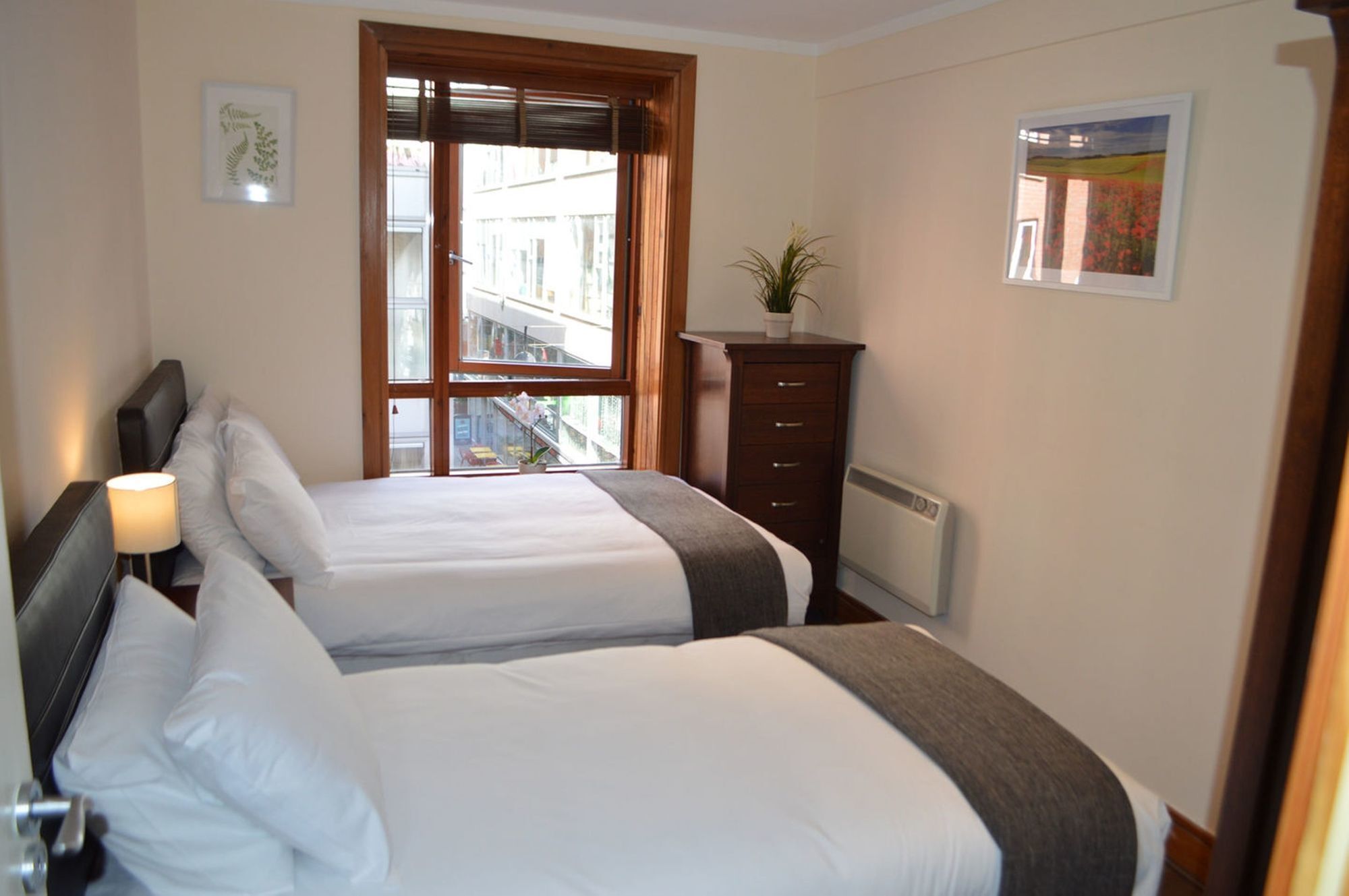 Metrostays - Temple Bar 18 * Dublin