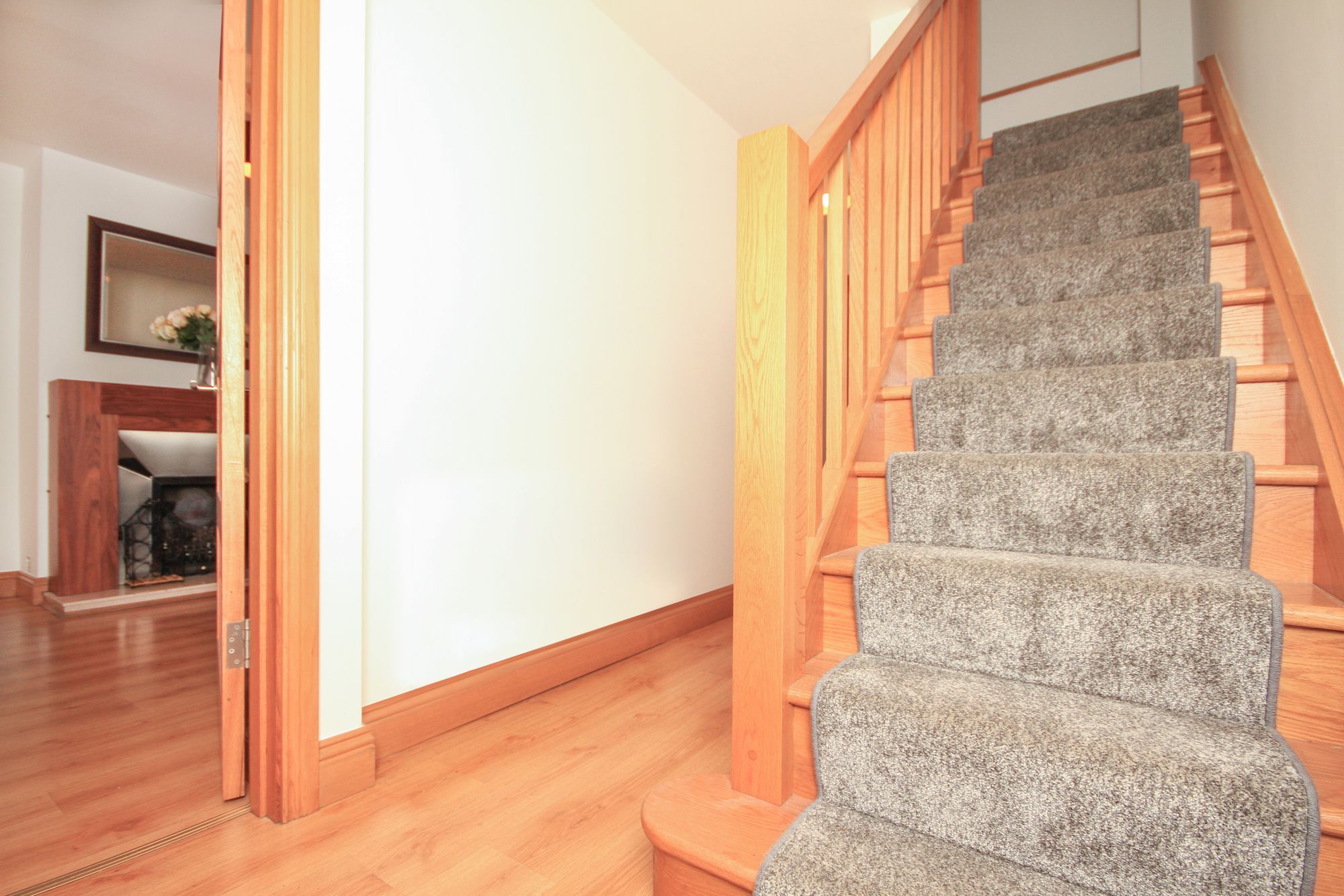 Pearse Street Townhouse Apartment *