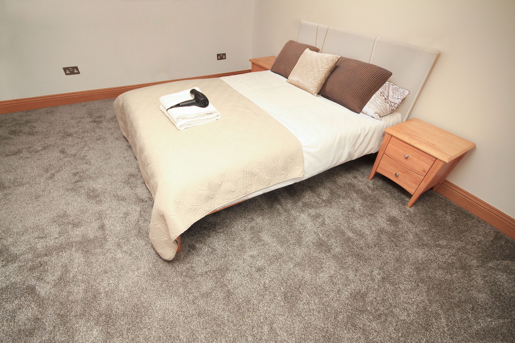 Pearse Street Townhouse Apartment *