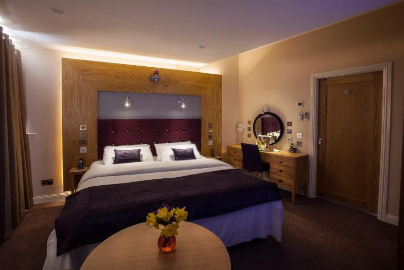 Roxford 3* Dublin