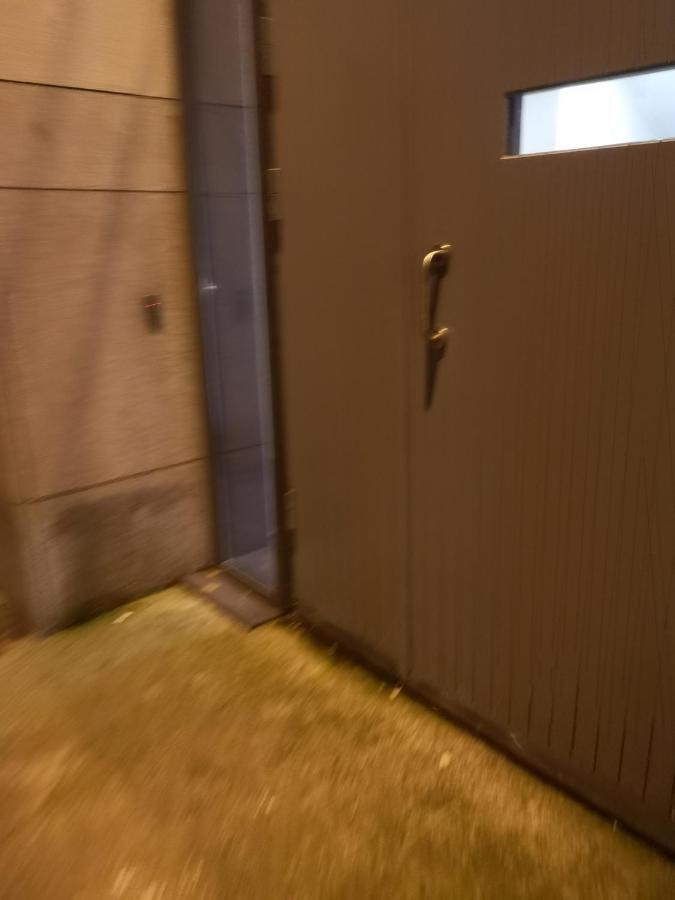 Homestay Mellowes Quay Apt
