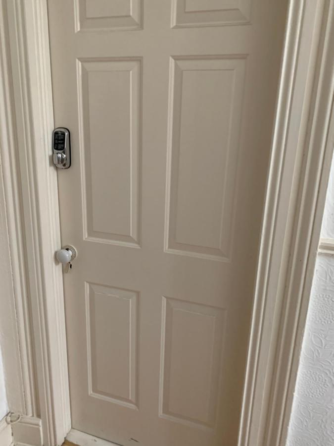 Apartment Upstairs - Private Kitchenette And Small En-suite Dublin