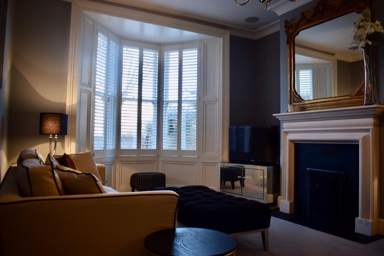 Refurbished Traditional Townhouse Vakantiehuis *