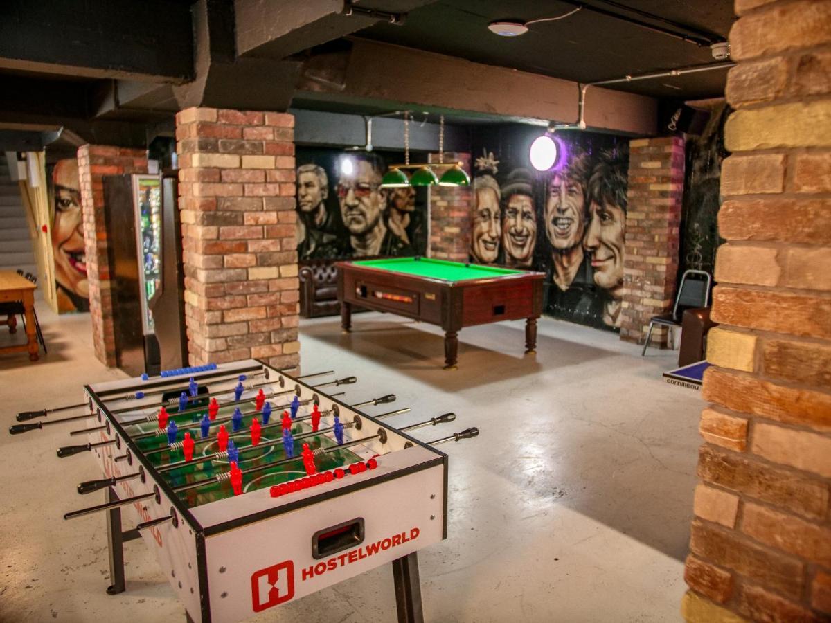Hostel Abbey Court *