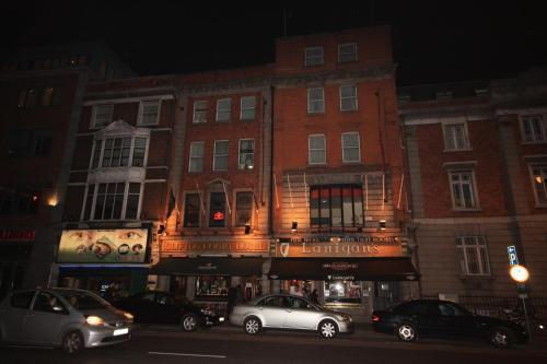 Hotel Clifton Court