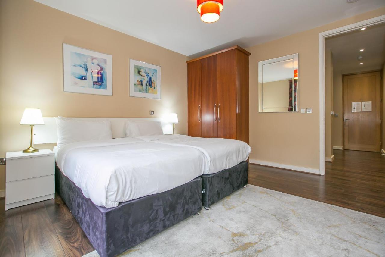 Grand Canal Square Apartment *