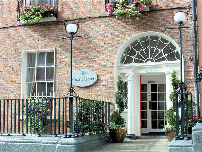 Castle Hotel