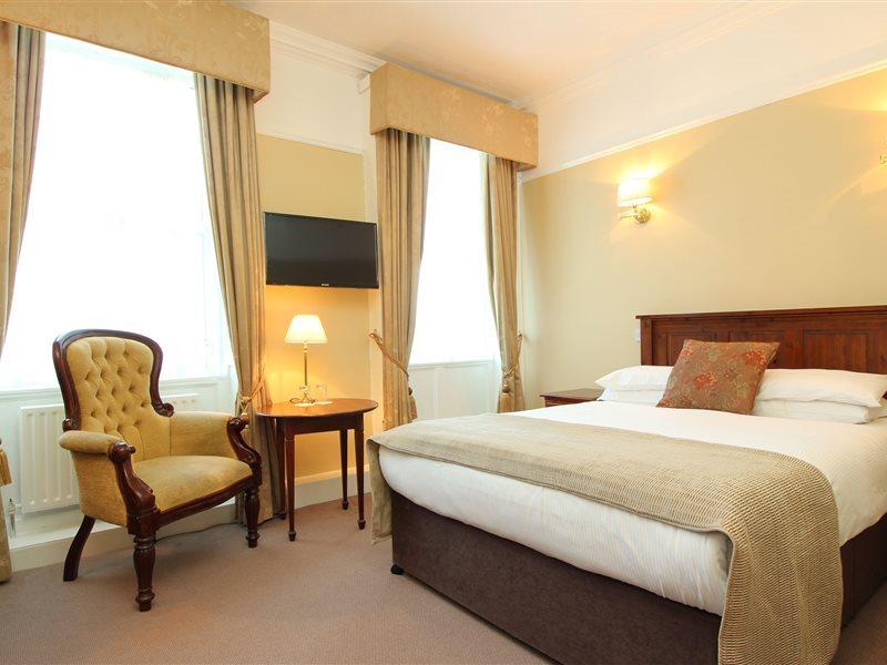 Castle Hotel