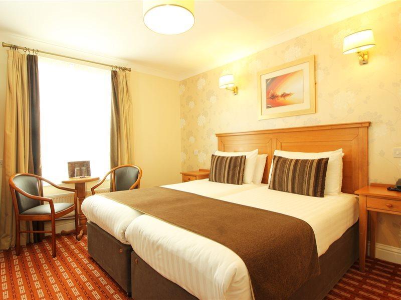 Castle Hotel
