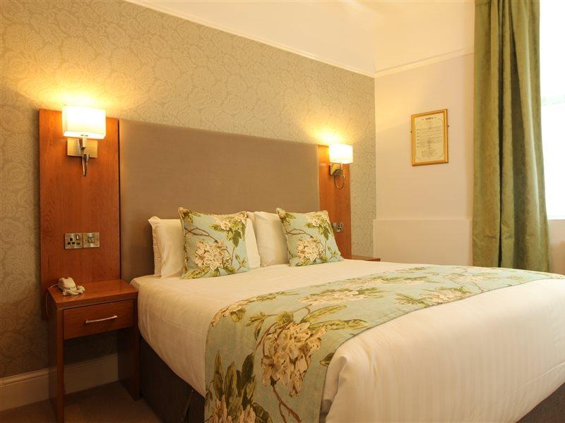 Castle Hotel Dublin