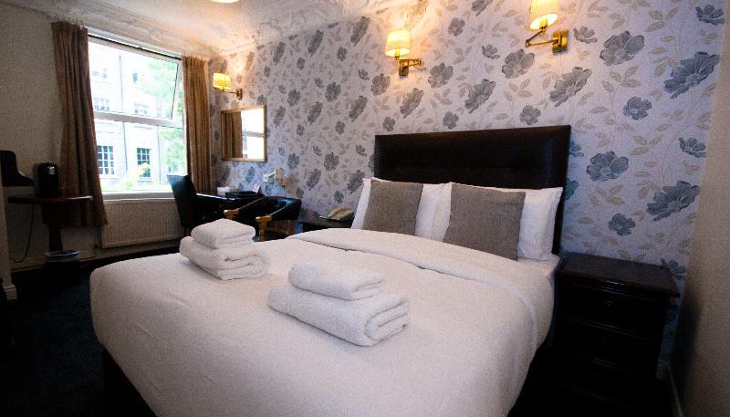 St George By Nina Hotel