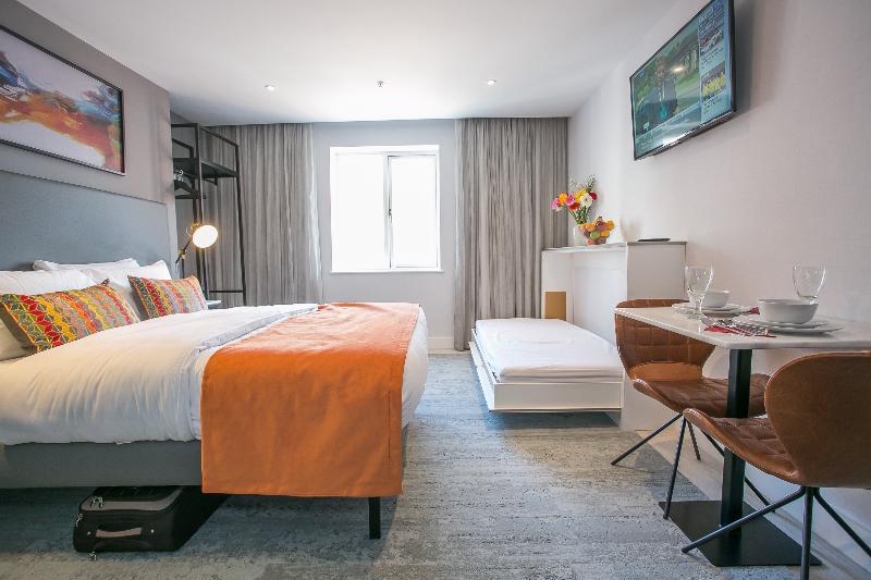 Grafton Street By Break Aparthotel 4*