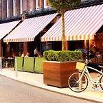 Kellys Hotel