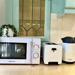 Room In House - Dublin 1-Spacious Modern Duplex 2B2B