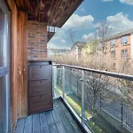 Contemporary 2Br Flat In Dublin\'S Cultural Hub