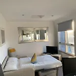 Parnell Boulevard Apartments