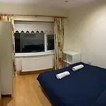Superb Double Room Near Airport - 3
