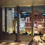 Clarendon Suites