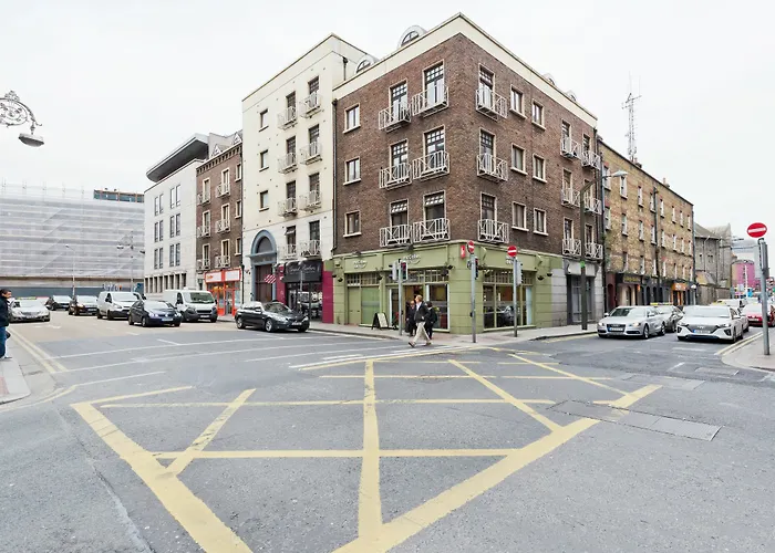 Trinity College Area Apartment