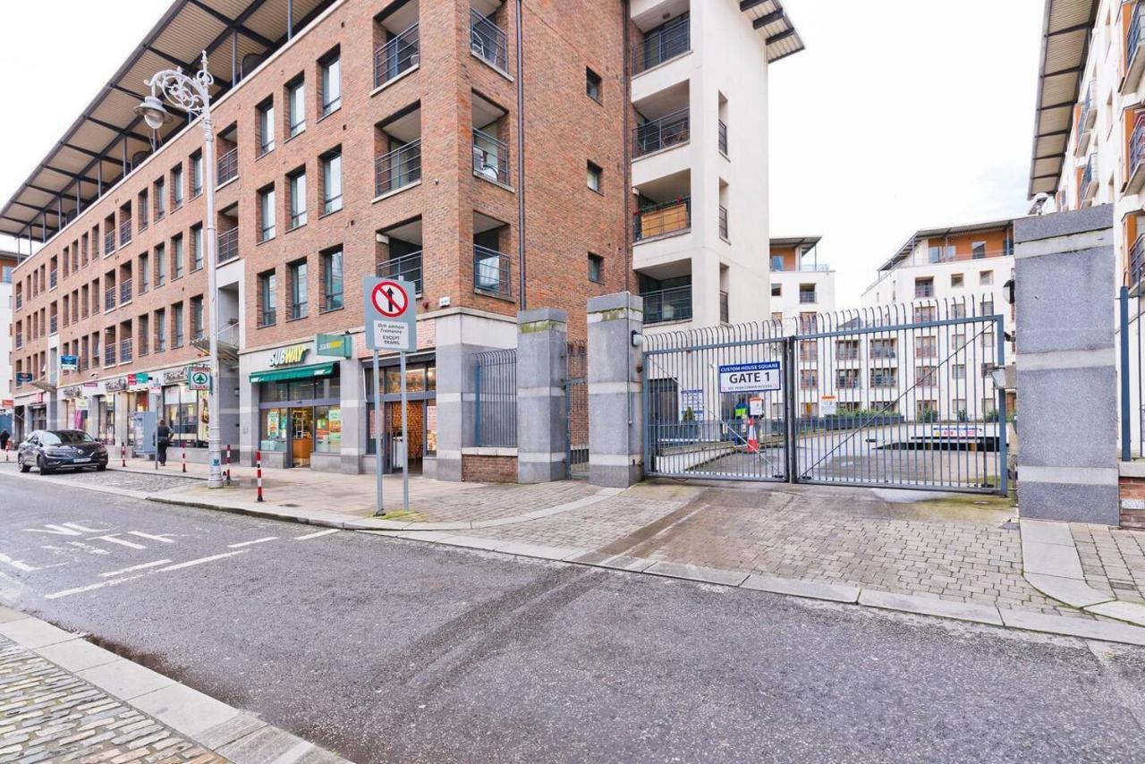 Immaculate 1-bed In 1 *