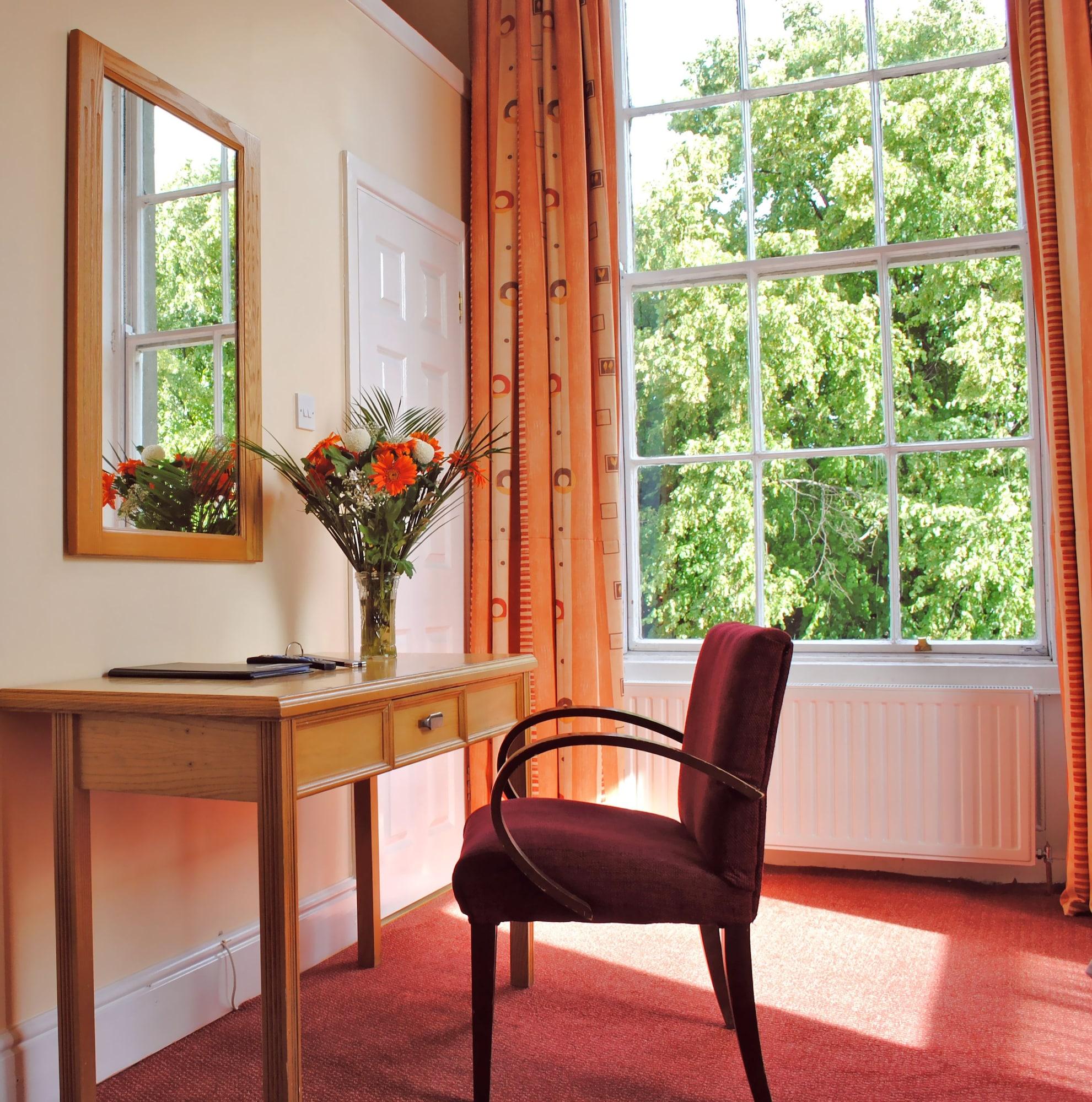 Morehampton Townhouse Hotel