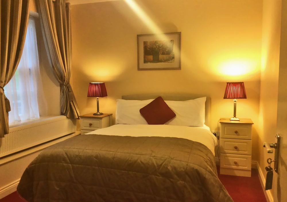 Morehampton Townhouse Hotel 3*