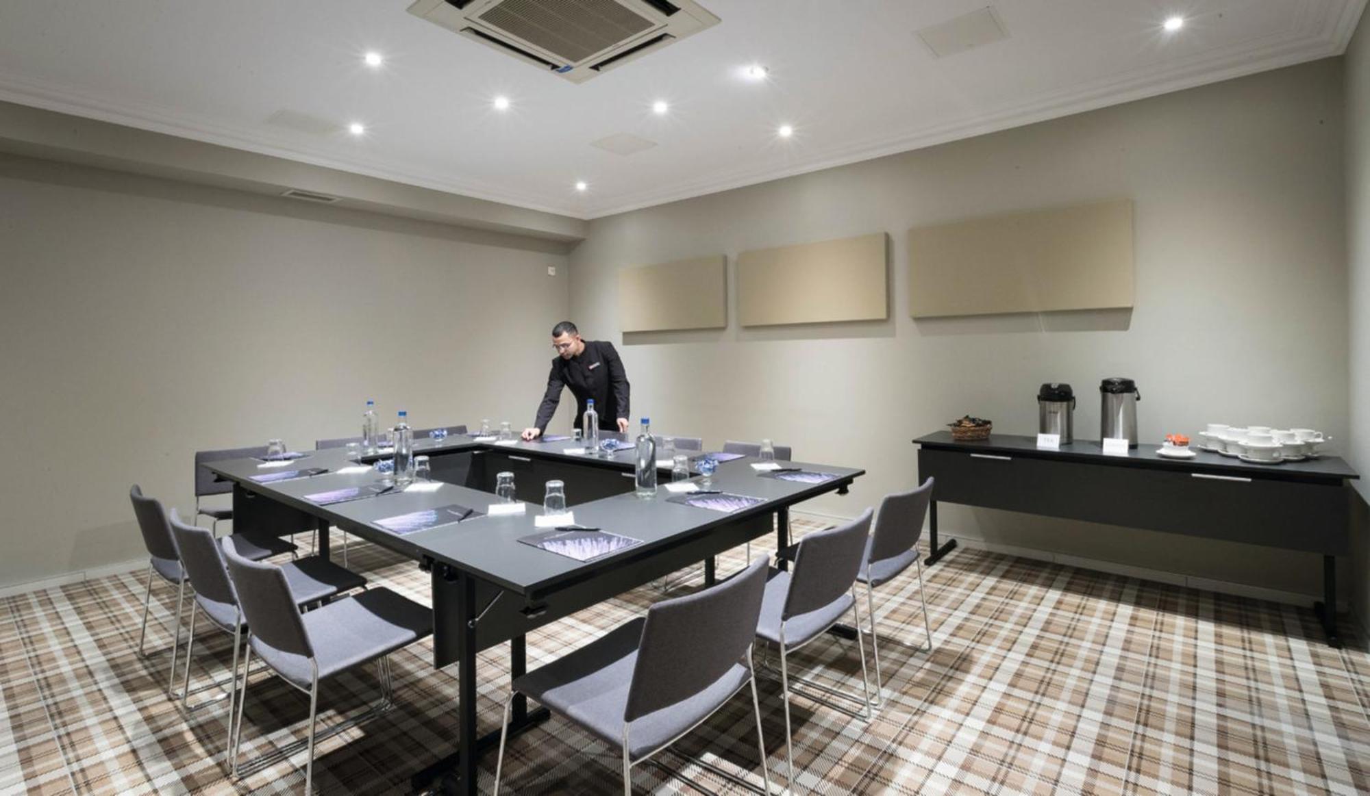 Riu Plaza The Gresham Hotel 4*