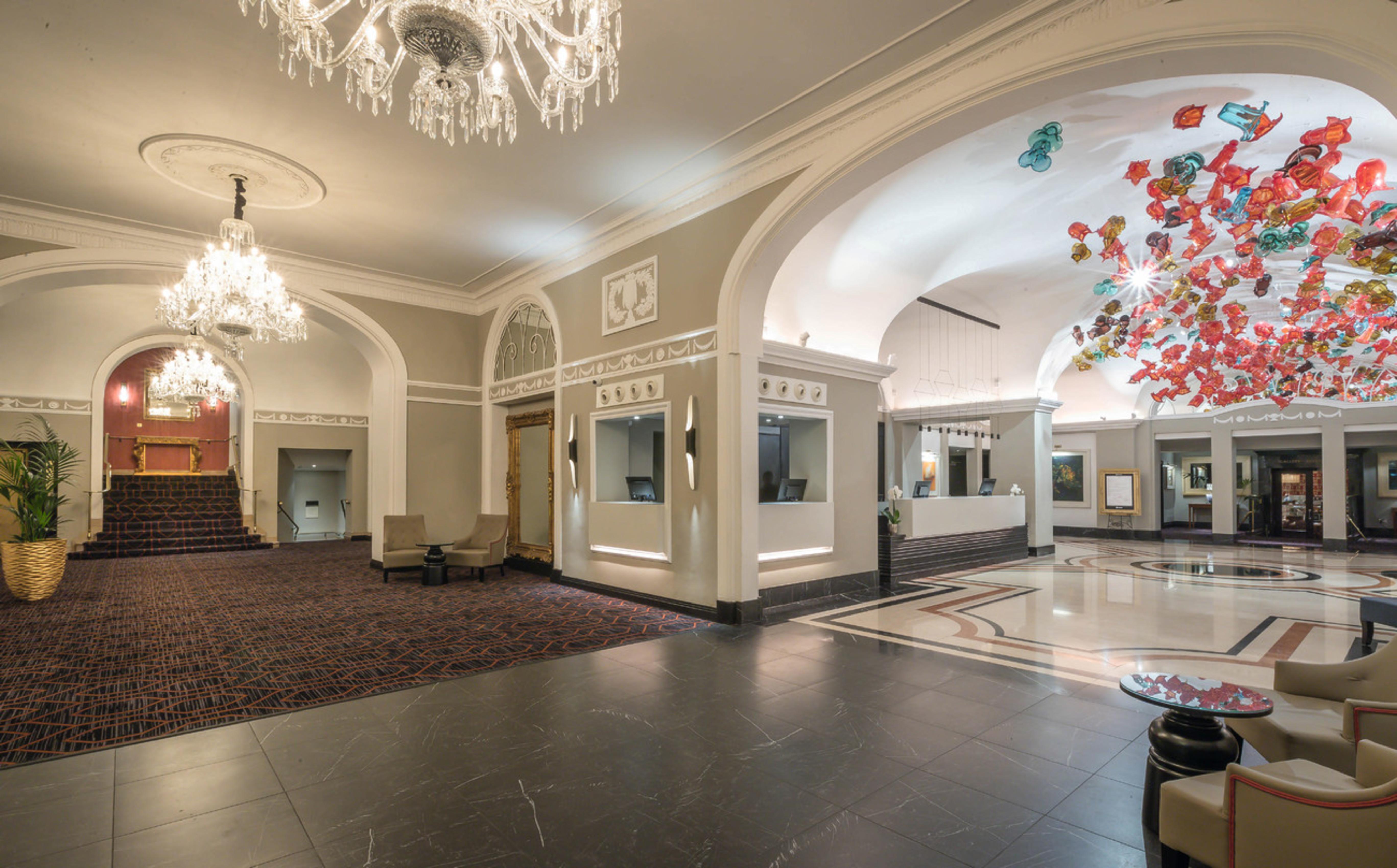 Riu Plaza The Gresham 4*