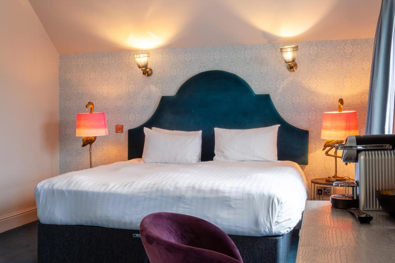 House Bedrooms 2*