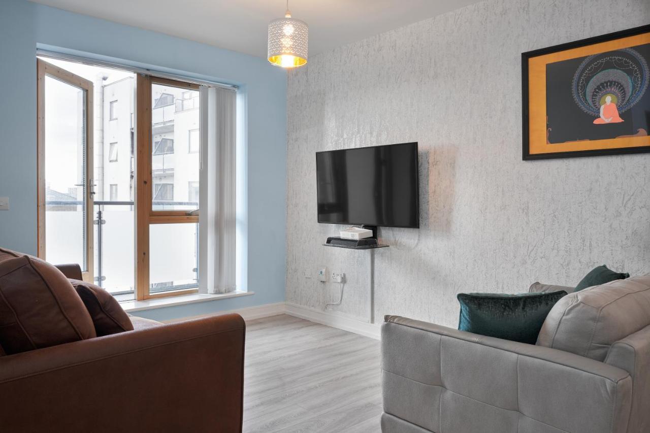 Luxury Near O'connell Street Apartment *