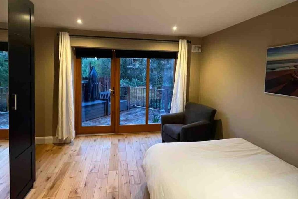 Serene Riverside - Hidden Gem In Villa *
