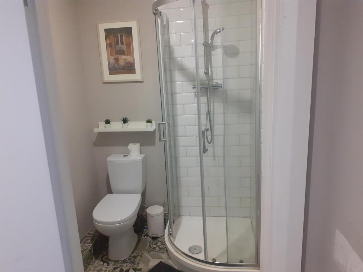 Spacious Studio-dublin 3 Apartment *