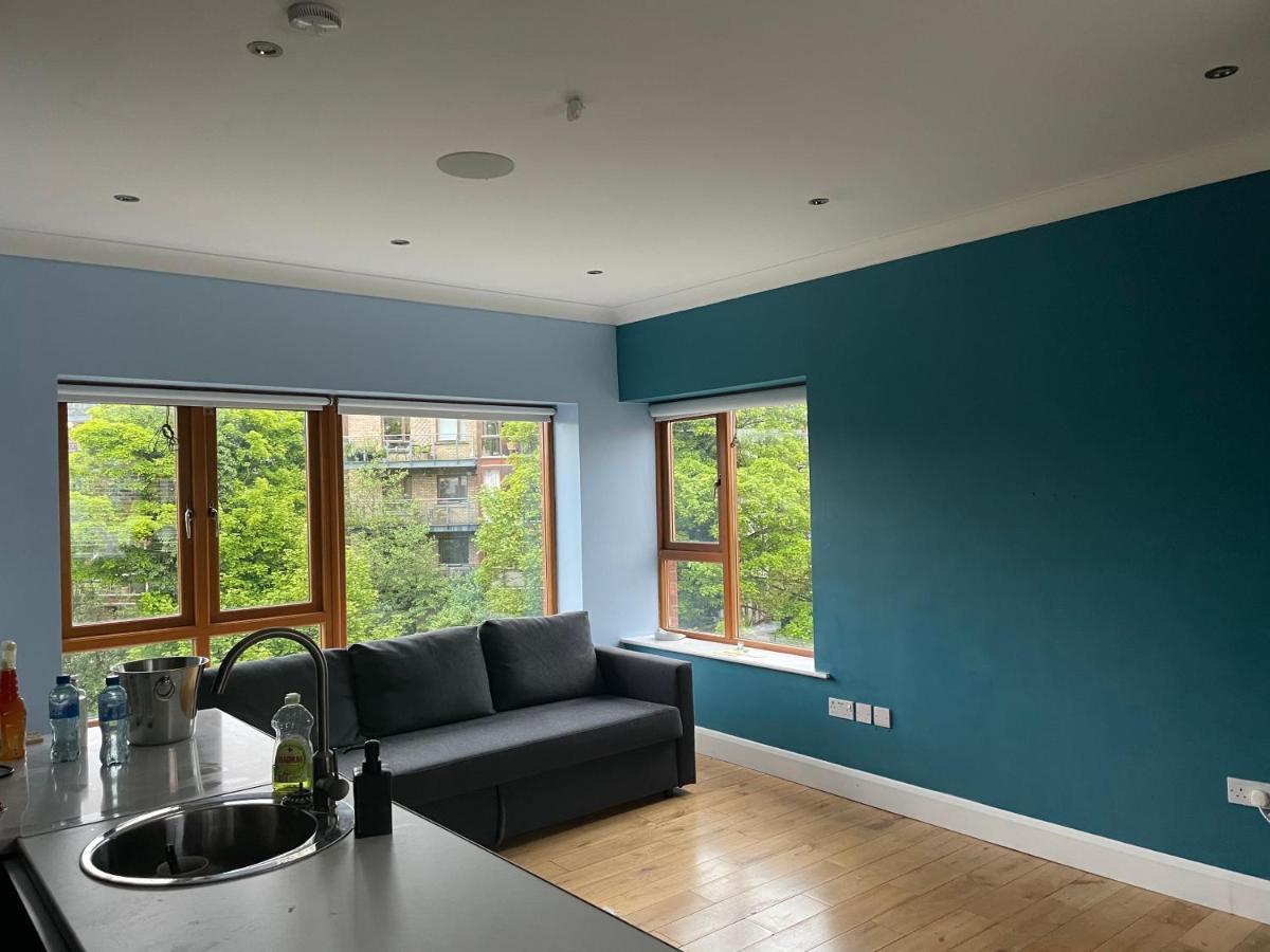 Villa Serene Riverside - Hidden Gem In *