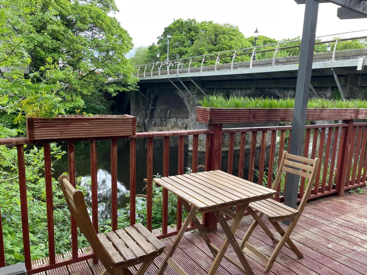 Villa Serene Riverside - Hidden Gem In *