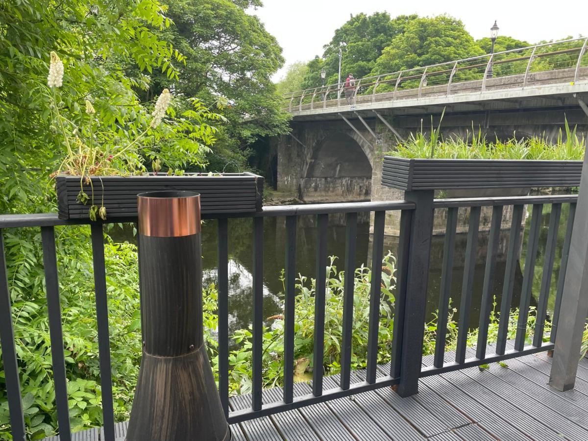 Serene Riverside - Hidden Gem In Villa *