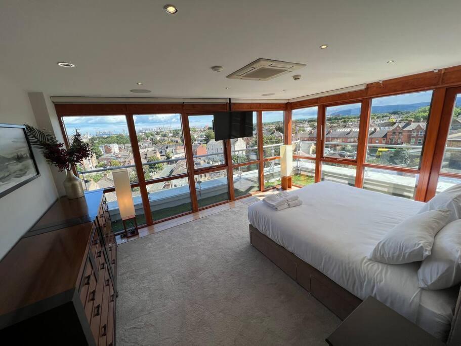 The Kilmainham Spire View Apartment Dublin