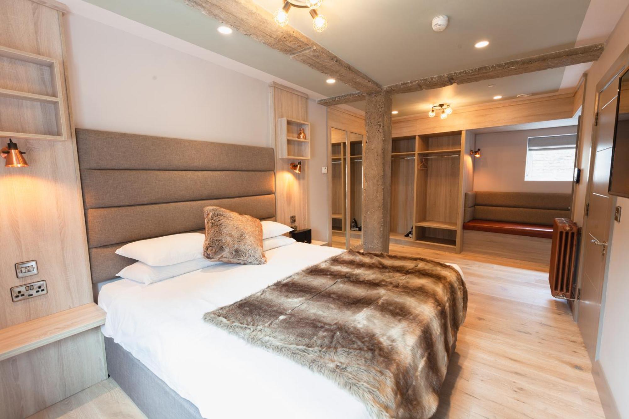 Hotel Clarendon