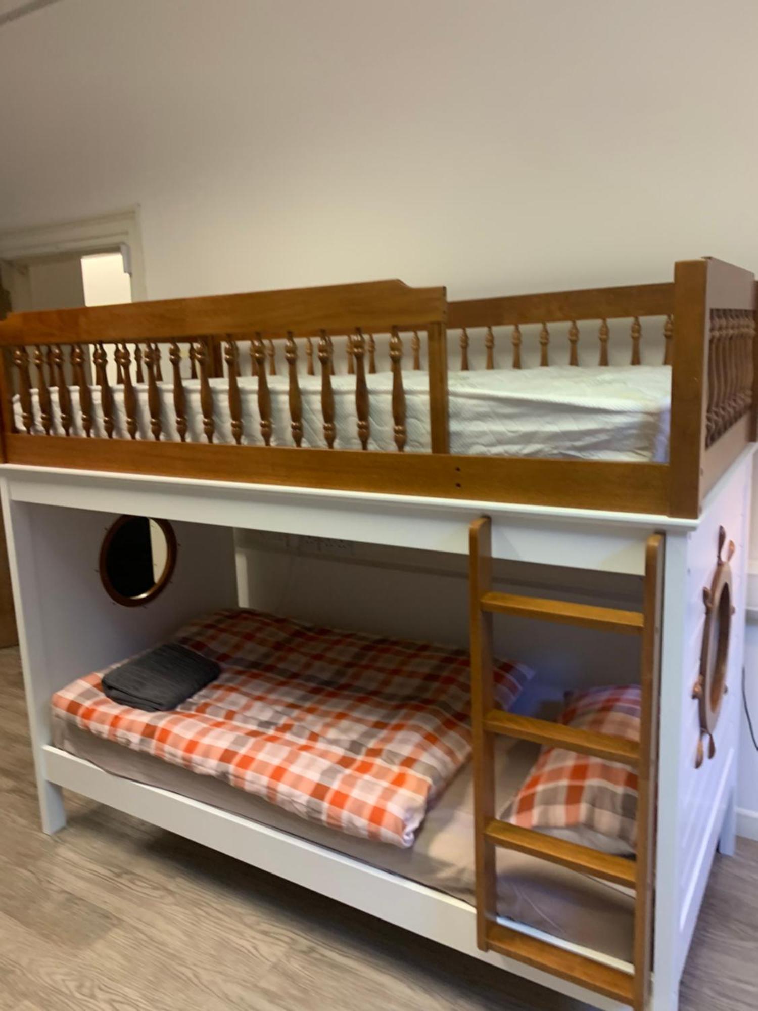 Herberg Eden Quay Private *