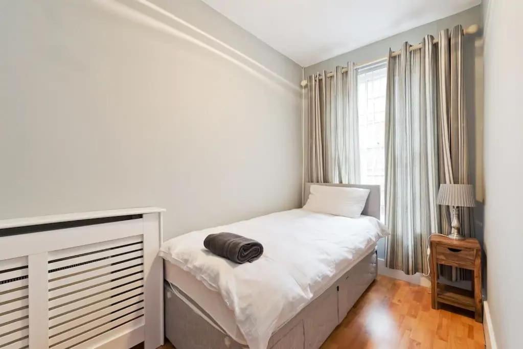 Beautiful, Large 4 Bedroom City Centre Townhouse Appartement Dublin