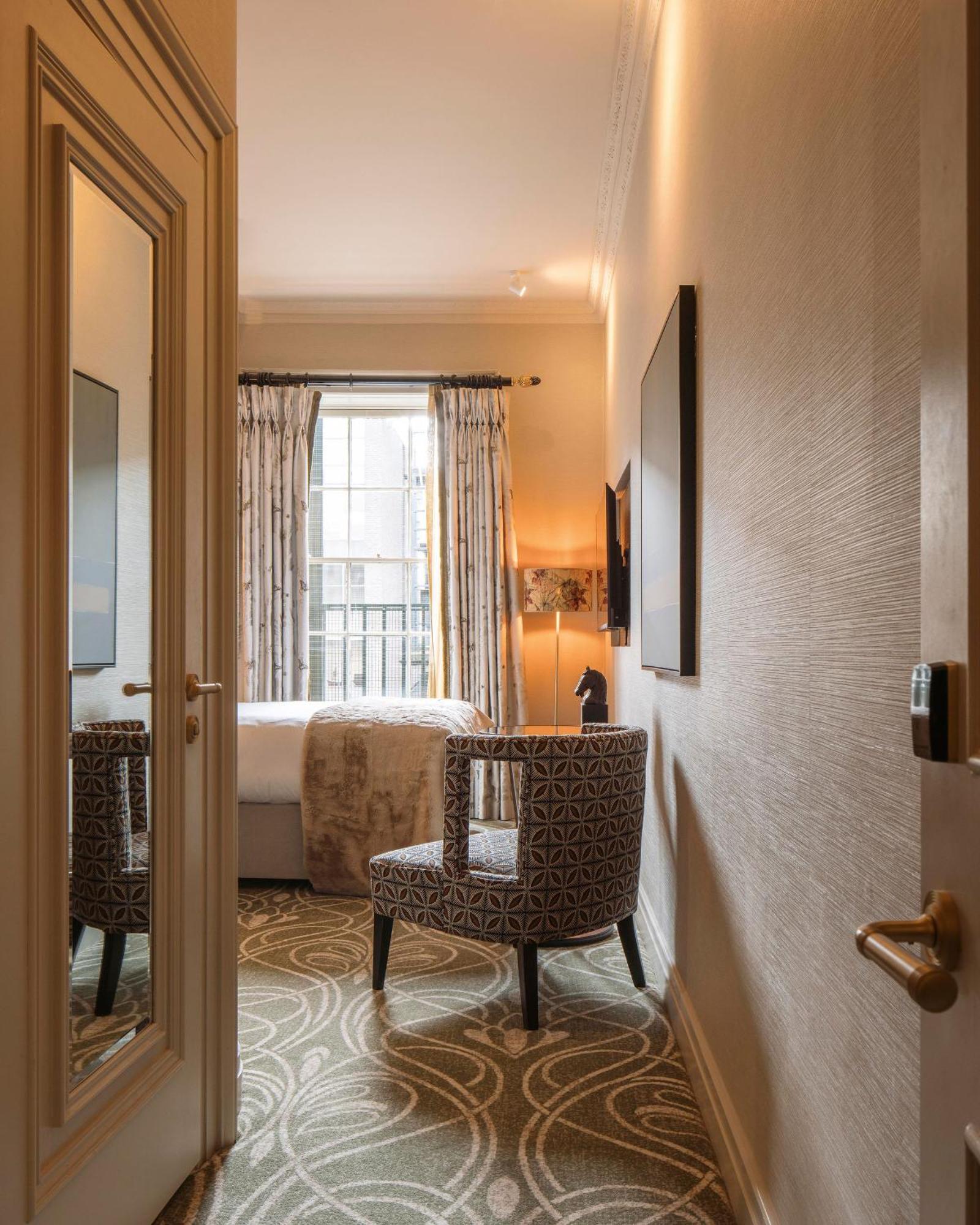 Townhouse On The 4* Dublin