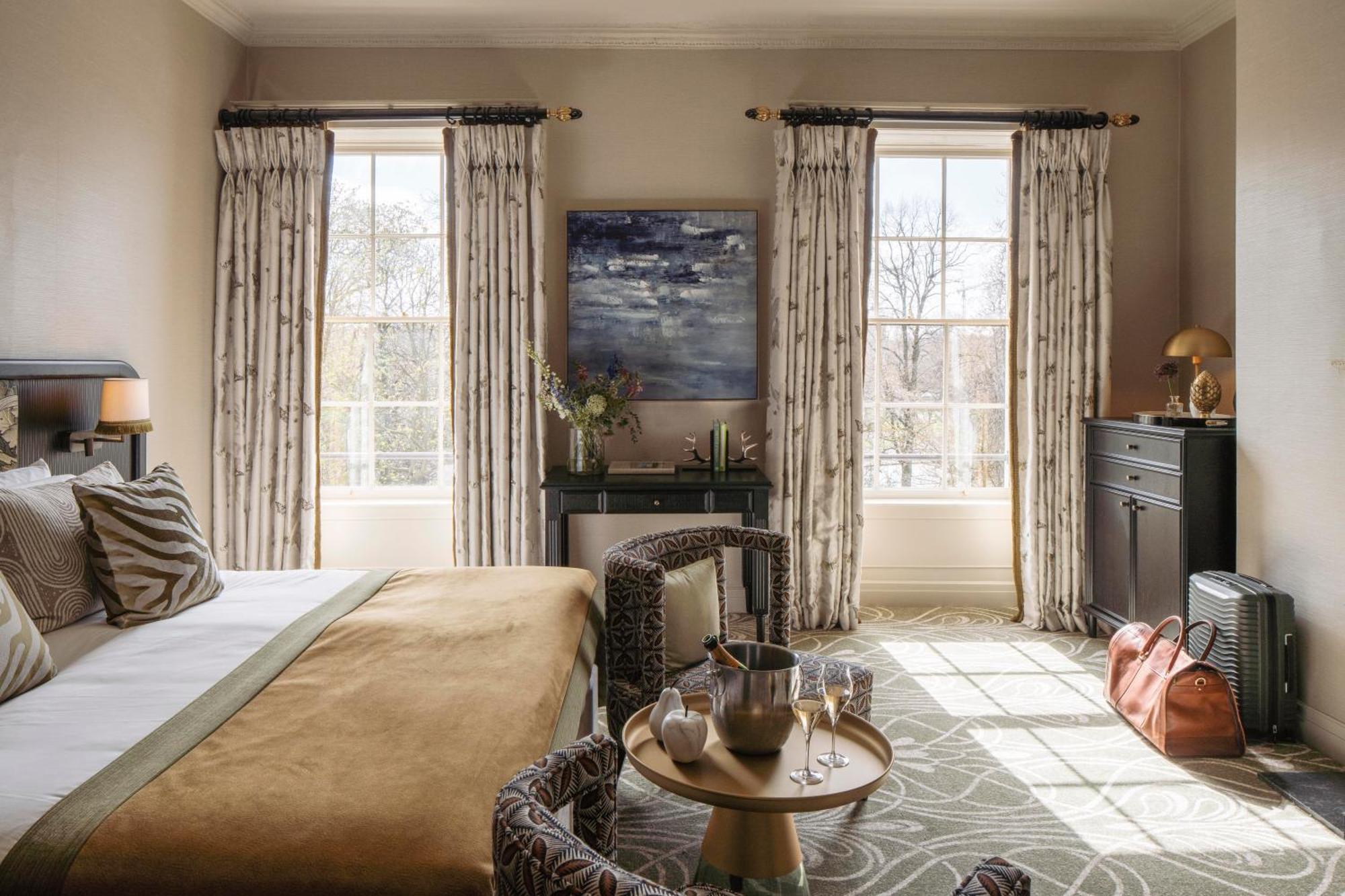 Townhouse On The Hotel 4*